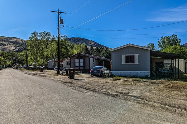 101 River Avenue - main